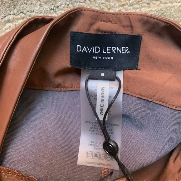 DAVID LERNER - Lexi pleated leather shorts in Cognac, 6 - Picture 4 of 7